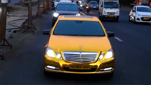 'ಗೋಲ್ಡ್ ಮ್ಯಾನ್' ಸನ್ನಿ ವಾಗ್ಚೌರೆ ಅವರ ಚಿನ್ನದ ಕಾರು ಕಲೆಕ್ಷನ್ ಹೇಗಿದೆ ಗೊತ್ತಾ.?