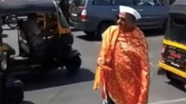 ಮಾಡಿಫೈ ಬೈಕ್ ಸವಾರರಿಗೆ ಭಿಕ್ಷರ ವೇಷದಲ್ಲಿ ಬಂದು ಶಾಕ್ ಕೊಟ್ಟ ಪೊಲೀಸರು.. !