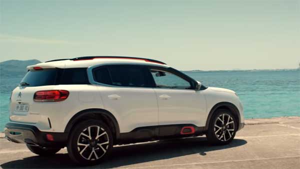 ಭಾರತದಲ್ಲಿ ಬಿಡುಗಡೆಯಾಗಲಿರುವ ಸಿಟ್ರನ್ ಏರ್‍‍ಕ್ರಾಸ್ ಕಾರಿನ ಟೀಸರ್ ಇಲ್ಲಿದೆ ನೋಡಿ...