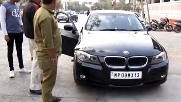 ವಾಹನ ಮಾಲೀಕರೇ ಹುಷಾರ್- ಬೆಂಗಳೂರಿನಲ್ಲಿ ಜೋರಾಗಿದೆ ನಕಲಿ ನಂಬರ್ ಪ್ಲೇಟ್ ಹಾವಳಿ