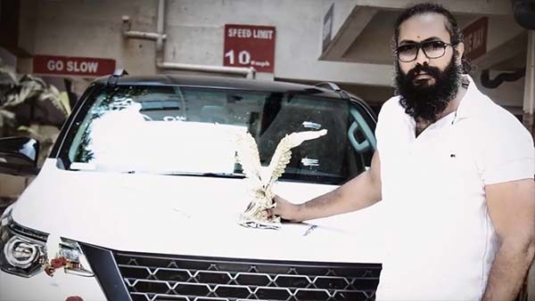 'ಕೆಜಿಎಫ್' ಗರುಡನ ವಾಹನವಾದ ಐಷಾರಾಮಿ ಕಾರು ಯಾವುದು ಗೊತ್ತಾ.?