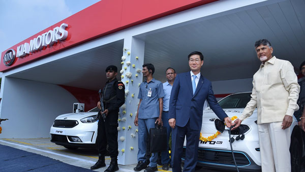 ಮೋದಿ ಟೀಕಿಸಲು ಕಿಯಾ ಮೋಟಾರ್ಸ್ ಬಳಸಿಕೊಂಡ ಚಂದ್ರಬಾಬು ನಾಯ್ಡು..!