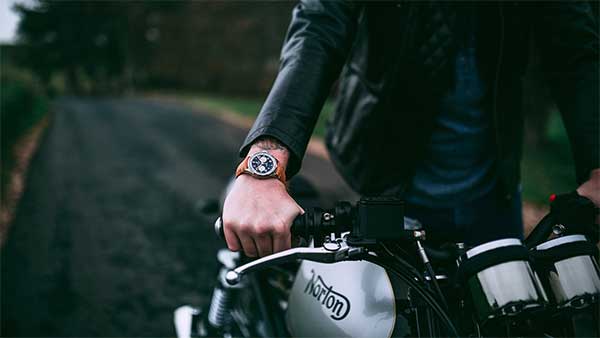 ನಾರ್ಟನ್ ಬ್ರಿಟ್ಲಿಂಗ್ ಸ್ಪೋರ್ಟ್ ಬೈಕ್ ಡಿಸೈನ್ ಬಹಿರಂಗ