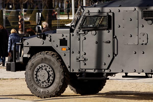 ಕೇಂದ್ರ ಸರ್ಕಾರದಿಂದ ಮಹತ್ವದ ನಿರ್ಧಾರ- ಸೇನೆಗೆ ಶೀಘ್ರದಲ್ಲೇ ಬಾಂಬ್ ನಿರೋಧಕ ವಾಹನಗಳು..!