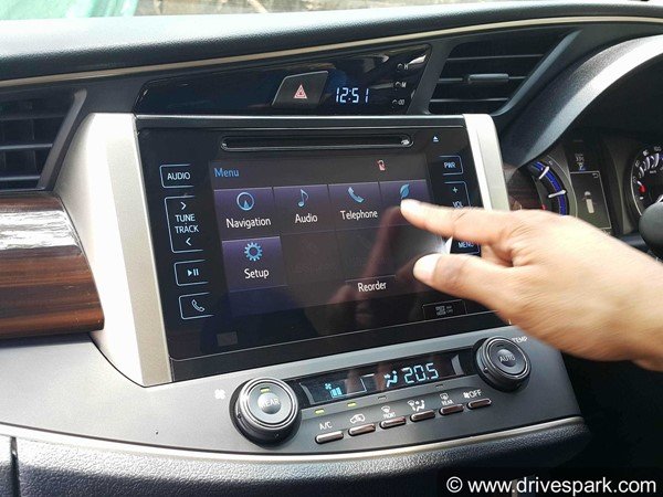 ಮತ್ತಷ್ಟು ಸುಧಾರಿತ ತಂತ್ರಜ್ಞಾನ ಪ್ರೇರಣೆಯೊಂದಿಗೆ ಬರಲಿವೆ ಇನೋವಾ ಕ್ರಿಸ್ಟಾ ಮತ್ತು ಫಾರ್ಚೂನರ್