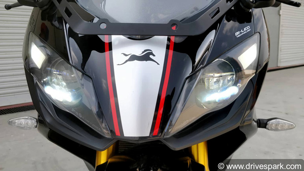 ಪರ್ಫಾಮೆನ್ಸ್ ಪ್ರಿಯರಿಗಾಗಿ ಮತ್ತಷ್ಟು ಹೊಸತನದೊಂದಿಗೆ ಬಂದ ಟಿವಿ‍ಎಸ್ ಅಪಾಚೆ ಆರ್‍ಆರ್310