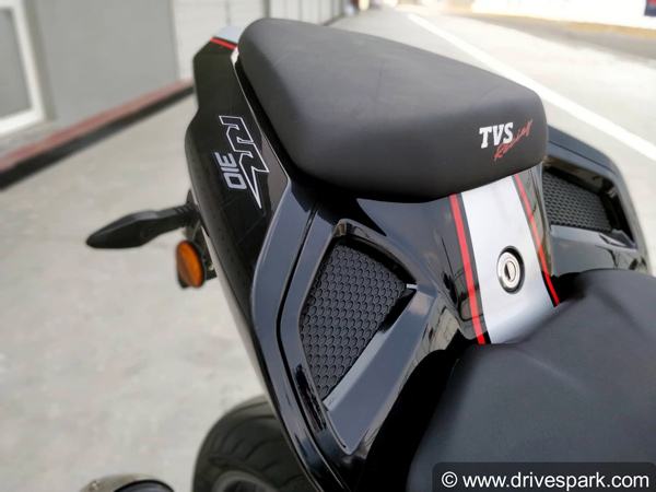 ಪರ್ಫಾಮೆನ್ಸ್ ಪ್ರಿಯರಿಗಾಗಿ ಮತ್ತಷ್ಟು ಹೊಸತನದೊಂದಿಗೆ ಬಂದ ಟಿವಿ‍ಎಸ್ ಅಪಾಚೆ ಆರ್‍ಆರ್310