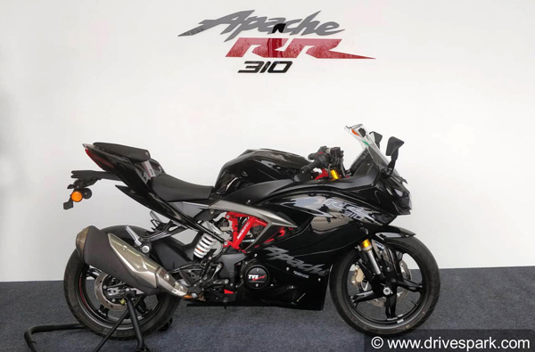 ಹೊಸ ವರ್ಷನ ಟಿವಿಎಸ್ ಅಪಾಚೆ ಆರ್‍ಆರ್ 310 ಬೈಕಿನ ಮಾಲೀಕರಾದ ಧೋನಿ