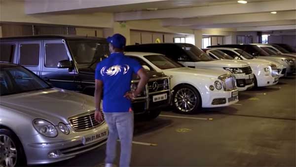 ಆಕಾಶ್ ಅಂಬಾನಿಯ ಲ್ಯಾಂಬೋರ್ಗಿನಿ ಉರುಸ್ ಕಾರು ಚಲಾಯಿಸಿದ ರಣಬೀರ್ ಕಪೂರ್