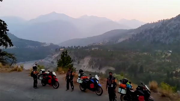 ಈ ಹುಚ್ಚು ಸಾಹಸಕ್ಕೆ ಬಹುದೊಡ್ಡ ಸಲಾಂ..!