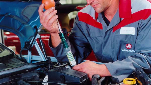 ಗ್ರಾಹಕನಿಗೆ ಮೋಸ ಮಾಡಿದ ಕಾರ್ ಡೀಲರ್‍‍ಗೆ 55 ಸಾವಿರ ದಂಡ