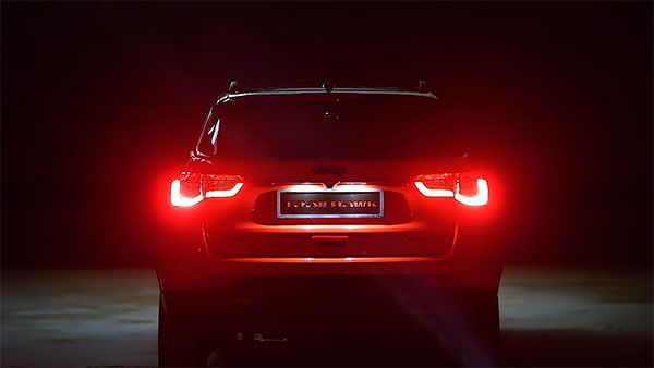 ಜೀಪ್ ಕಂಪಾಸ್ ಟ್ರೈಲ್‍‍ಹಾವ್ಕ್ ಕಾರಿನ ಟೀಸರ್ ಇಲ್ಲಿದೆ ನೋಡಿ..