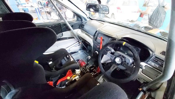 2019ರ ಇಂಡಿಯನ್ ನ್ಯಾಷನಲ್ ರ‍್ಯಾಲಿ ಚಾಂಪಿಯನ್‌ಶಿಪ್‌‌ಗೆ ಮಹೀಂದ್ರಾ ಎಕ್ಸ್‌ಯುವಿ300 ರೆಡಿ..!