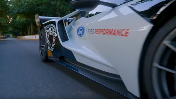 ರೇಸ್‍ಗಾಗಿಯೇ ವಿಶೇಷ ಕಾರು ಬಿಡುಗಡೆಗೊಳಿಸಿದ ಫೋರ್ಡ್