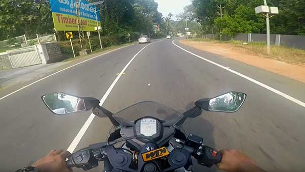 ಸಾವಿನಂಚಿನಿಂದ ಬಚಾವ್ ಆದ ಕೆಟಿ‍ಎಂ ಬೈಕ್ ಸವಾರ