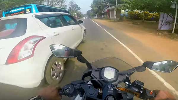 ಸಾವಿನಂಚಿನಿಂದ ಬಚಾವ್ ಆದ ಕೆಟಿ‍ಎಂ ಬೈಕ್ ಸವಾರ