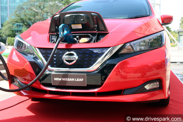 ನಮ್ಮ ಬೆಂಗಳೂರಿನಲ್ಲಿ ಪ್ರದರ್ಶನಗೊಂಡ ನಿಸ್ಸಾನ್ ಬಹುನೀರಿಕ್ಷಿತ ಲೀಫ್ ಎಲೆಕ್ಟ್ರಿಕ್ ಕಾರು..!