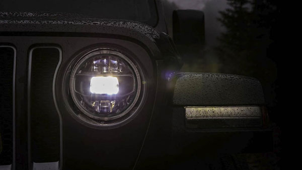 ಬಿಡುಗಡೆಯಾಯ್ತು 2019ರ ಹೊಸ ಜೀಪ್ ವ್ರಾಂಗ್ಲರ್