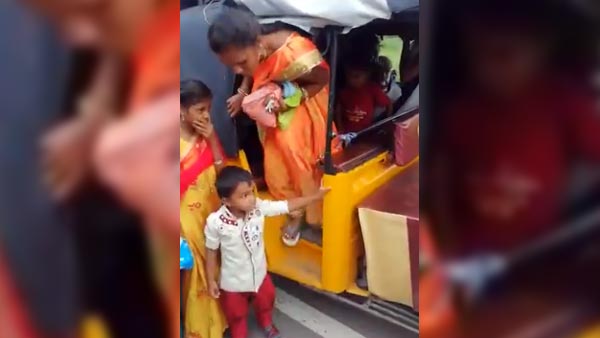 ಅಬ್ಬಾ..ಒಂದೇ ಆಟೋದಲ್ಲಿ ಪ್ರಯಾಣಿಸಿದ 24 ಜನ..!