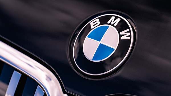 ಕಾರ್ ಕದ್ದಿದ್ದು ಆಯ್ತು, ಈಗ ಖದೀಮರ ಕಣ್ಣು ಲೊಗೊ ಮೇಲೆ..!