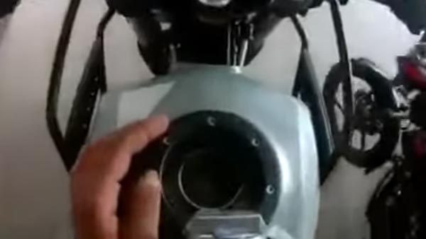 ಪೆಟ್ರೋಲ್ ಬಂಕ್‍‍ನಿಂದ ಹೊರಡುವ ಮುನ್ನ ಎಚ್ಚರ..!