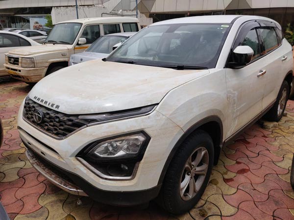 ಪ್ರವಾಹದಿಂದಾಗಿ ನೀರಿನಲ್ಲಿ ಮುಳುಗಿದ ಹೊಸ ಟಾಟಾ ಹ್ಯಾರಿಯರ್