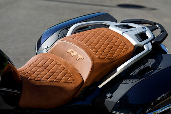 ಬಿಡುಗಡೆಗೊಂಡ ಬಿ‍ಎಂ‍‍ಡಬ್ಲ್ಯು ಆರ್ ಸರಣಿಯ ಬೈಕುಗಳು