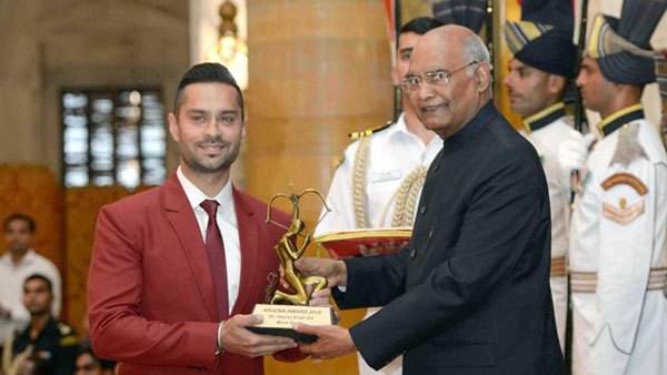 ಕಾರ್ ರೇಸ್ ವೇಳೆ ದುರಂತ- ಅರ್ಜುನ್ ಪ್ರಶಸ್ತಿ ವಿಜೇತ ಗೌರವ್ ಗಿಲ್ ವಿರುದ್ಧ ಕೇಸ್..!