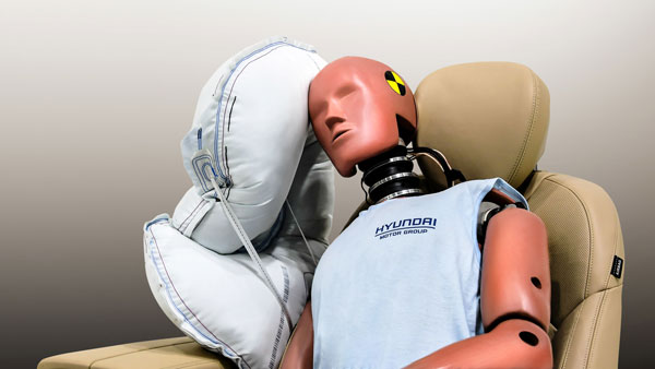 ಸೆಂಟರ್ ಸೀಟಿನ ಏರ್‍‍ಬ್ಯಾಗ್ ಅಭಿವೃದ್ಧಿಪಡಿಸಿದ ಹ್ಯುಂಡೈ