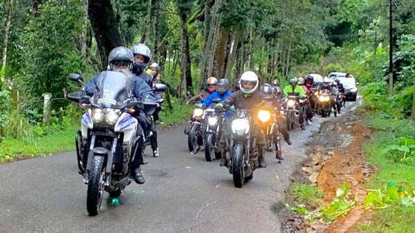 ಅಡ್ವೆಂಚರ್ ಬೈಕಿನಲ್ಲಿ ಹೊಸ ರ್‍ಯಾಲಿ ಶುರು ಮಾಡಿದ್ರು ಸದ್ಗುರು
