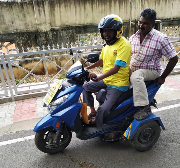 ಬೈಕ್ ಟ್ಯಾಕ್ಸಿ ಶುರು ಮಾಡಿದ ವಿಶೇಷ ಚೇತನರು