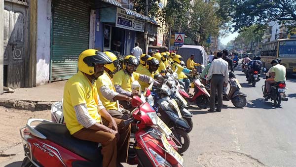 ಬೈಕ್ ಟ್ಯಾಕ್ಸಿ ಶುರು ಮಾಡಿದ ವಿಶೇಷ ಚೇತನರು