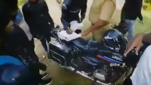 ಎಲ್ಲಾ ದಾಖಲೆಗಳಿದ್ದರೂ ಲಂಚಕ್ಕೆ ಬೇಡಿಕೆಯಿಟ್ಟ ಪೊಲೀಸಪ್ಪ..! ಎಲ್ಲಾ ದಾಖಲೆಗಳಿದ್ದರೂ ಲಂಚಕ್ಕೆ ಬೇಡಿಕೆಯಿಟ್ಟ ಪೊಲೀಸಪ್ಪ..!