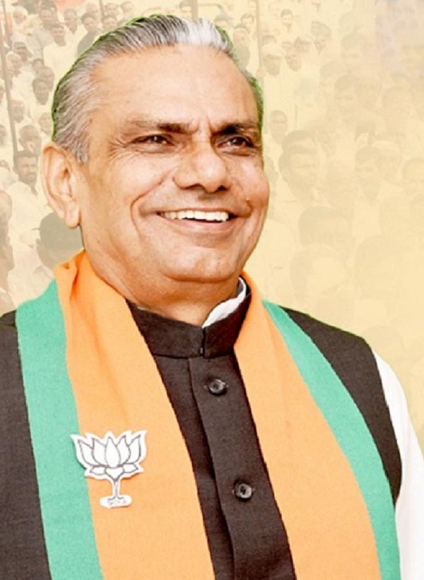 ವೋಟ್‍‍ಗಾಗಿ ವಾಹನ ಸವಾರರಿಗೆ ಭರ್ಜರಿ ಆಫರ್ ಘೋಷಿಸಿದ ರಾಜಕಾರಣೆ..!