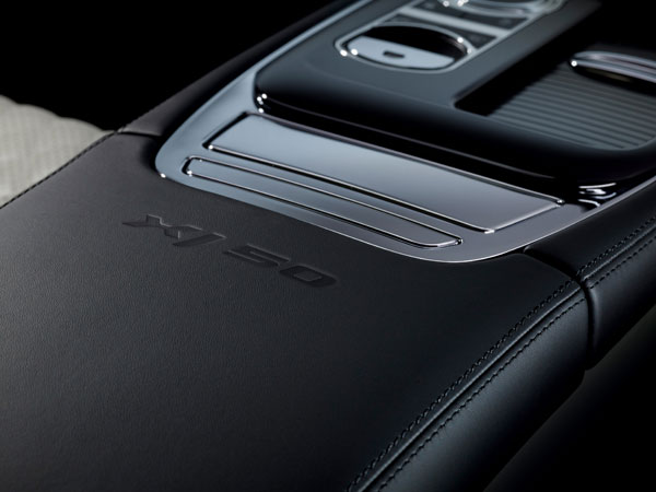 ಜಾಗ್ವಾರ್ ಕಾರುಗಳ ಮೇಲೆ ಭರ್ಜರಿ ಆಫರ್