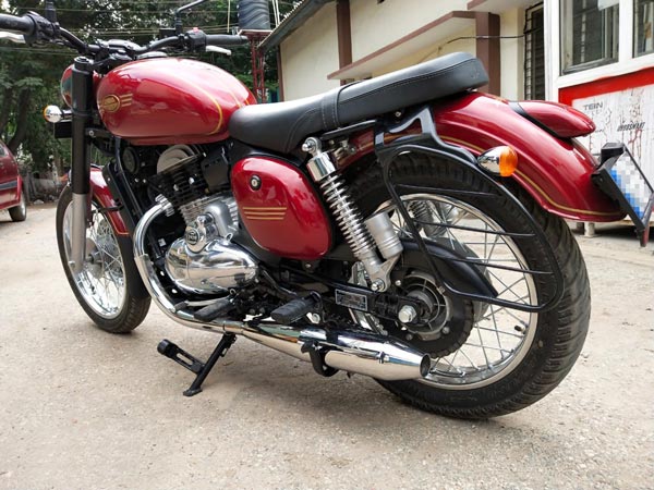 ಜಾವಾ ಬೈಕುಗಳಿಗಾಗಿ ಎಕ್ಸಾಸ್ಟ್ ಬಿಡುಗಡೆಗೊಳಿಸಿದ ರೆಡ್ ರೂಸ್ಟರ್