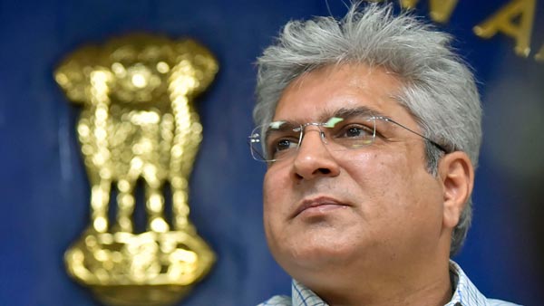 ಹೊಸ ನಿಯಮ ಜಾರಿಯಾದಾಗ ಸರ್ಕಾರಿ ಬಸ್‍‍ನಲ್ಲಿ ಓಡಾಡುತ್ತಾರಂತೆ ಈ ಸಚಿವರು..!