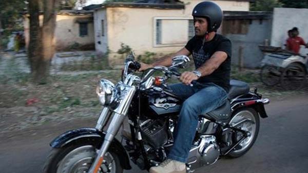 ಭಾರೀ ಗಾತ್ರದ ಕಾರು ಖರೀದಿಸಿದ ಎಂಎಸ್ ಧೋನಿ