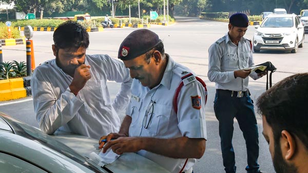 ಸಮ ಬೆಸ ನಿಯಮ ವಿರೋಧಿಸಿ ಪ್ರತಿಭಟನೆಗಿಳಿದ ಜನ