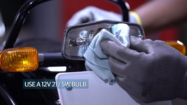 ಡೂ ಇಟ್ ಯುವರ್‍‍ಸೆಲ್ಫ್ ವೀಡಿಯೊ ಹೊರತಂದ ರಾಯಲ್ ಎನ್‍‍ಫೀಲ್ಡ್