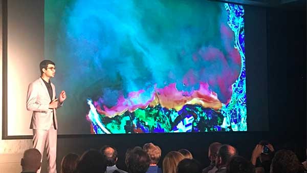 ರೈತರ ಬೆಳೆ ರಕ್ಷಣೆಗಾಗಿ ಉಪಗ್ರಹ ತಯಾರಿಸಲು ಮುಂದಾದ ಯುವಕರು