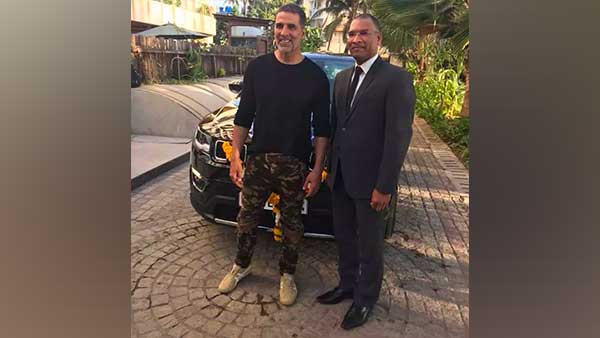 ಬಾಲಿವುಡ್ ಸ್ಟಾರ್‍‍ಗಳ ಬಳಿಯಿರುವ ಕಾರುಗಳಿವು