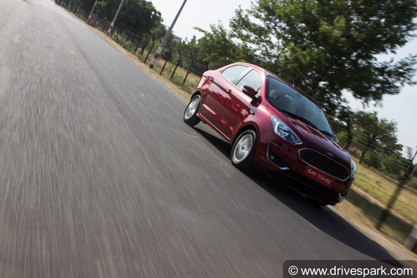 ಮಿಡ್‍‍ನೈಟ್ ಸರ್‍‍ಪ್ರೈಸ್ ಕೊಡುಗೆ ಘೋಷಿಸಿದ ಫೋರ್ಡ್