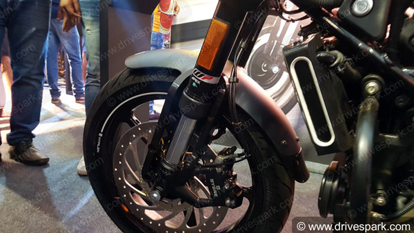 ಅನಾವರಣಗೊಂಡ ಹಸ್ಕ್‌ವರ್ನಾ ಬೈಕ್‍‍ಗಳು