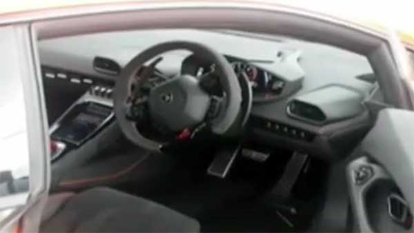 ಸೂಪರ್ ಕಾರುಗಳನ್ನು ವಶಕ್ಕೆ ಪಡೆದ ಬೆಂಗಳೂರು ಪೊಲೀಸರು