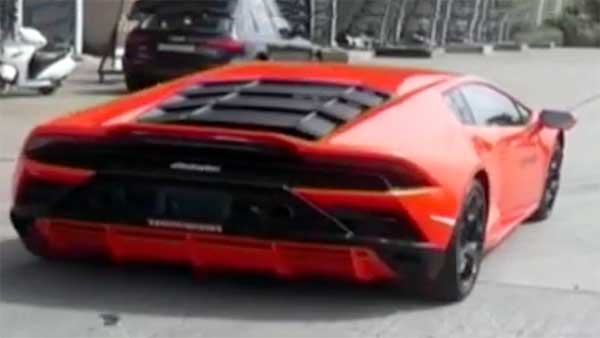 ಸೂಪರ್ ಕಾರುಗಳನ್ನು ವಶಕ್ಕೆ ಪಡೆದ ಬೆಂಗಳೂರು ಪೊಲೀಸರು