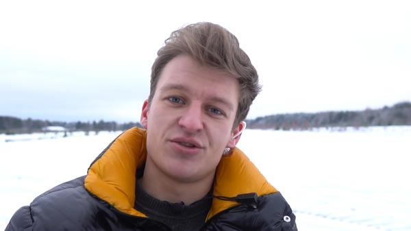 ದುಬಾರಿ ಬೆಂಝ್ ಕಾರನ್ನು ಹೆಲಿಕಾಪ್ಟರ್ ಮೂಲಕ ಪುಡಿ ಮಾಡಿದ ಭೂಪ