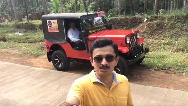 ನೆಚ್ಚಿನ ವಾಹನದ 50ನೇ ಹುಟ್ಟುಹಬ್ಬವನ್ನು ಆಚರಿಸಿದ ಅಪ್ಪ-ಮಗ