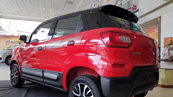 ಡ್ಯುಯಲ್ ಟೋನ್ನಲ್ಲಿ ಮಿಂಚುತ್ತಿರುವ ಎಸ್-ಪ್ರೆಸ್ಸೊ ವೀಡಿಯೋ ಬಹಿರಂಗ ಡ್ಯುಯಲ್ ಟೋನ್ನಲ್ಲಿ ಮಿಂಚುತ್ತಿರುವ ಎಸ್-ಪ್ರೆಸ್ಸೊ ವೀಡಿಯೋ ಬಹಿರಂಗ