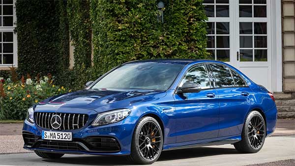 ಬಿ‍ಎಸ್ 4 ಕಾರುಗಳನ್ನು ಸ್ಥಗಿತಗೊಳಿಸಲಿದೆ ಮರ್ಸಿಡಿಸ್ ಬೆಂಝ್